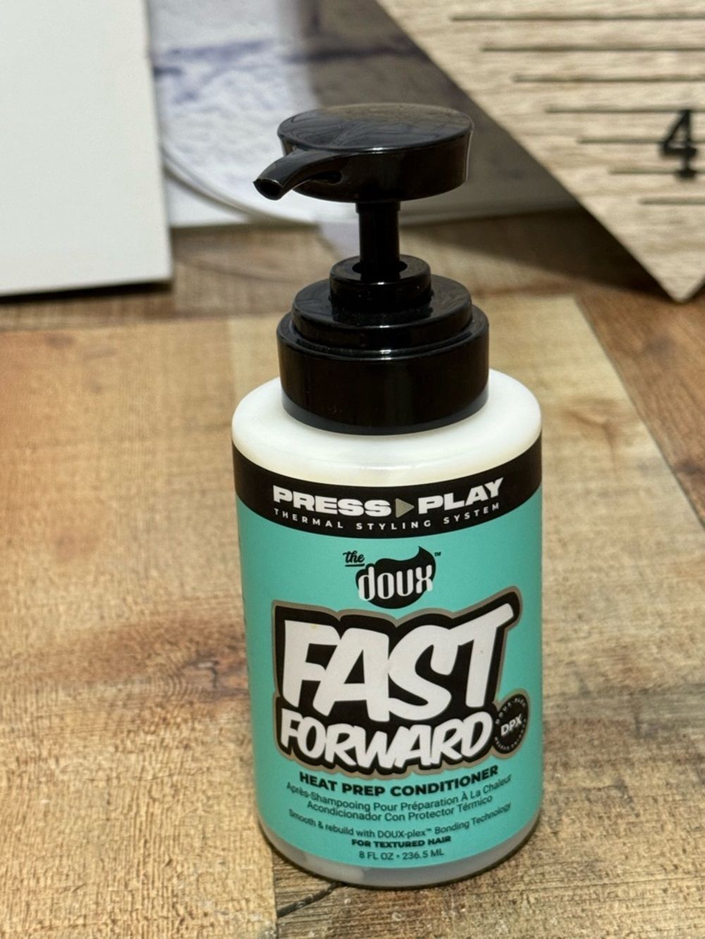 The Doux FAST FORWARD HEAT PREP CONDITIONER